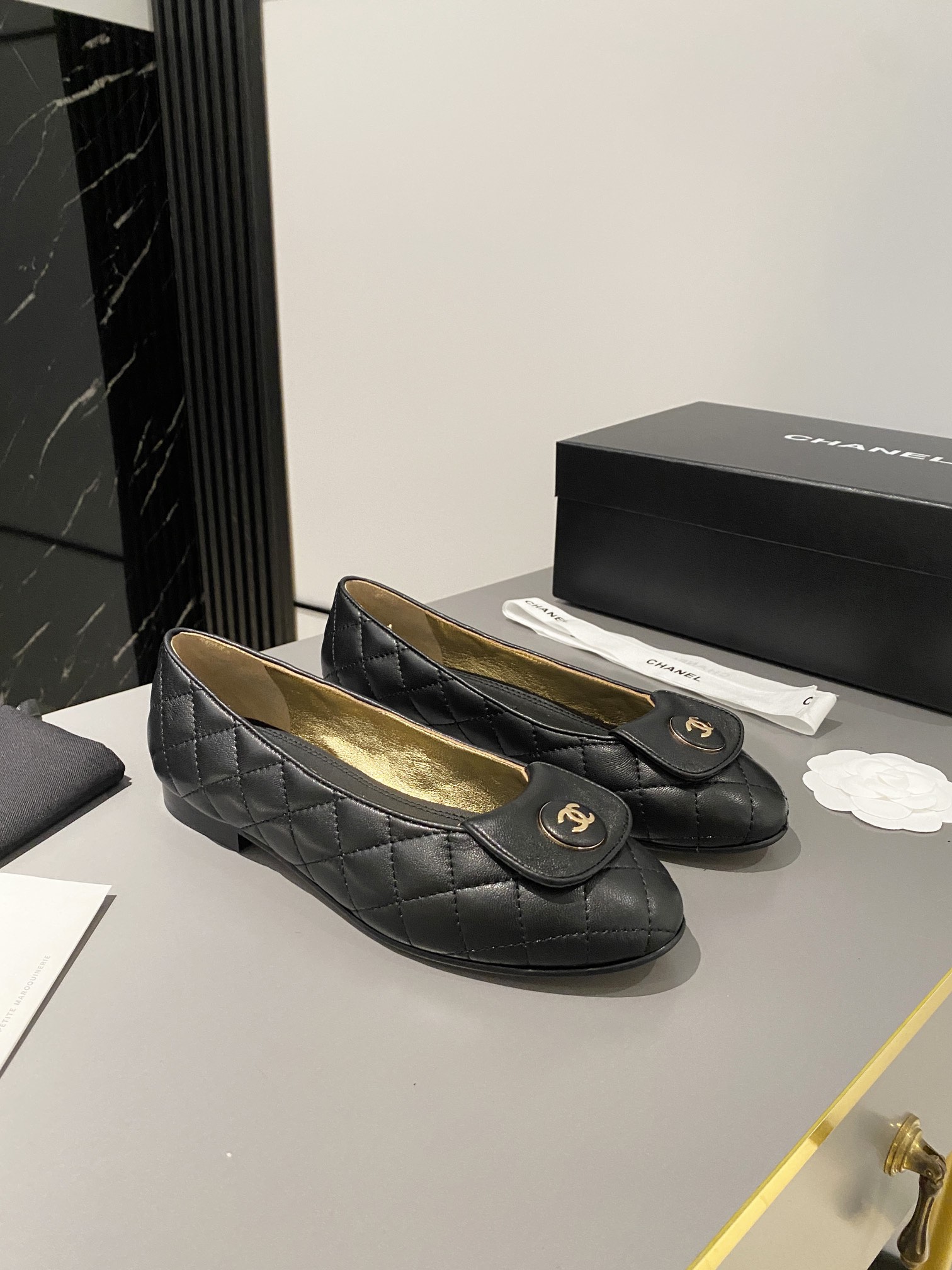 Women's high heels